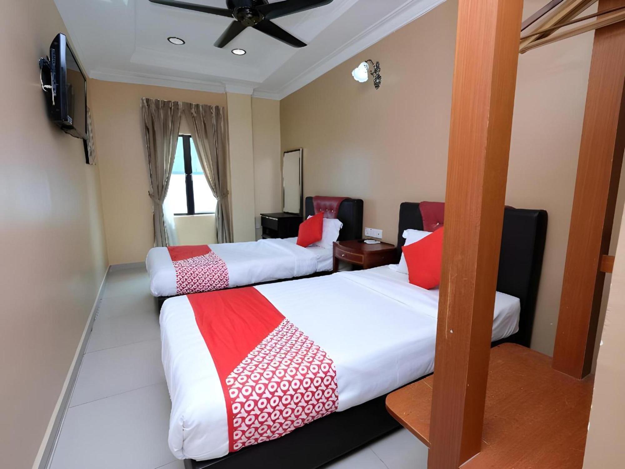 Super Oyo 707 Ayuni Hotel Bangi