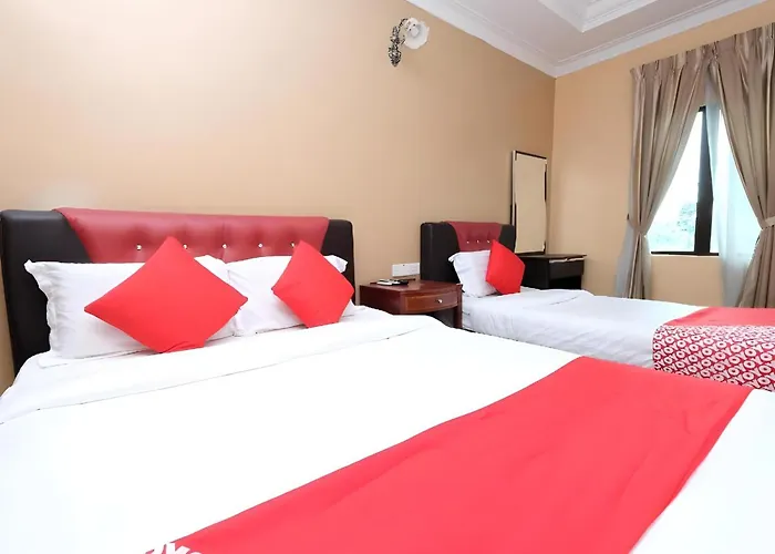 Super Oyo 707 Ayuni Hotel