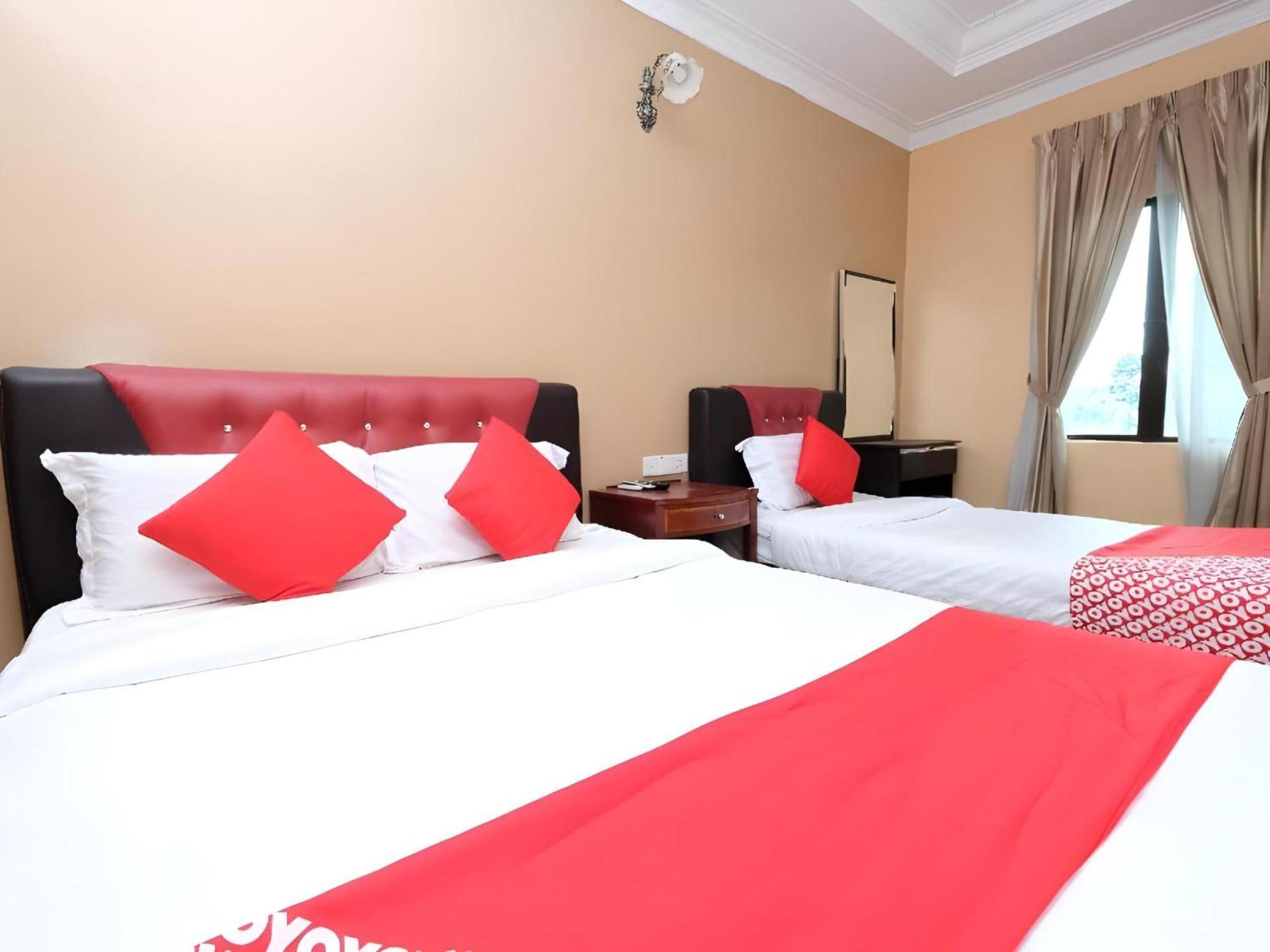 Super Oyo 707 Ayuni Hotel Bangi