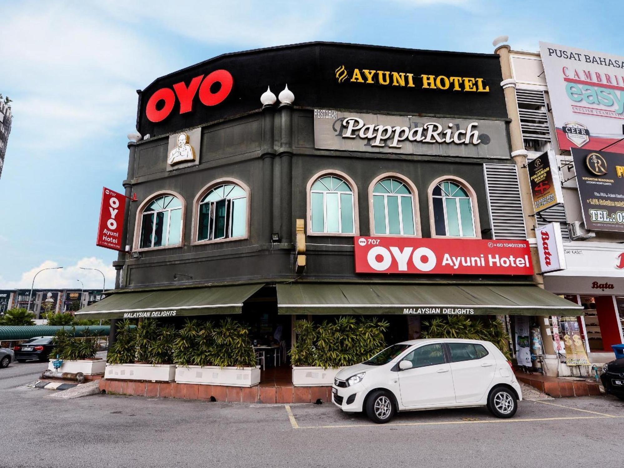 Hotel Super Oyo 707 Ayuni 2*